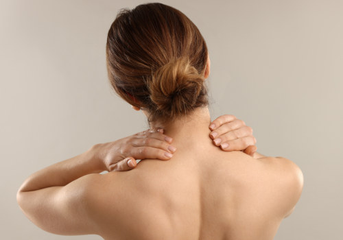Come sciogliere le tensioni a collo e spalle